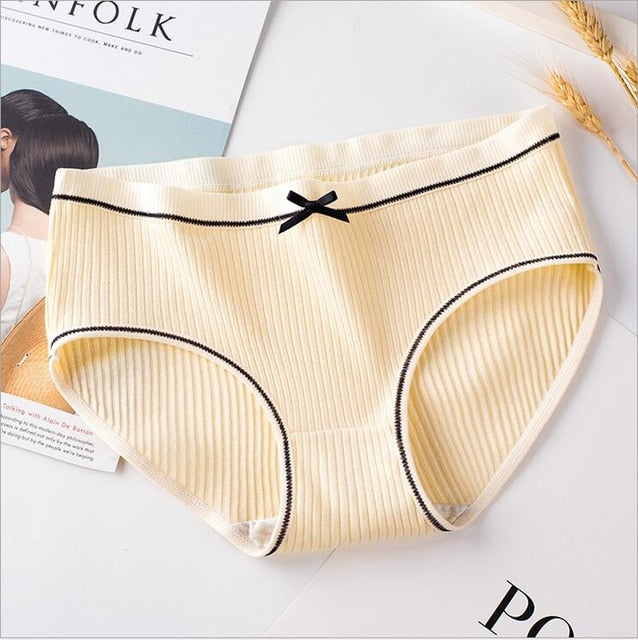Sexy Panties Women's Cotton Breathable Solid Soft Seamless Underwear Female Sexy Intimate Seamless Brief Free Ship